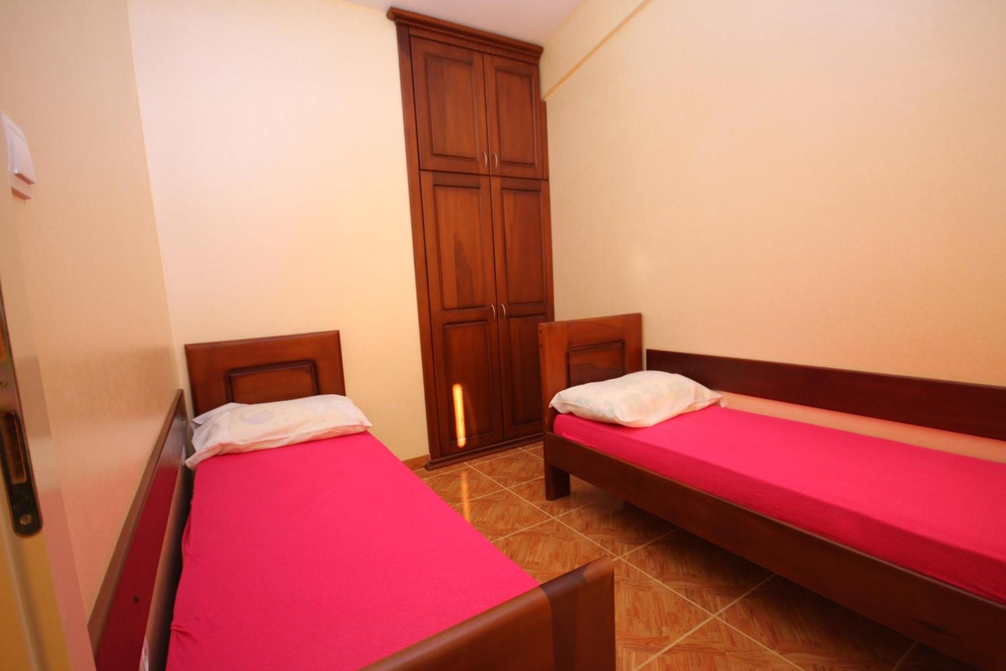 Apartments Nensy Bar Luaran gambar